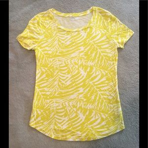 Old Navy Sz Xsmall Relaxed fit T-shirt NWOT